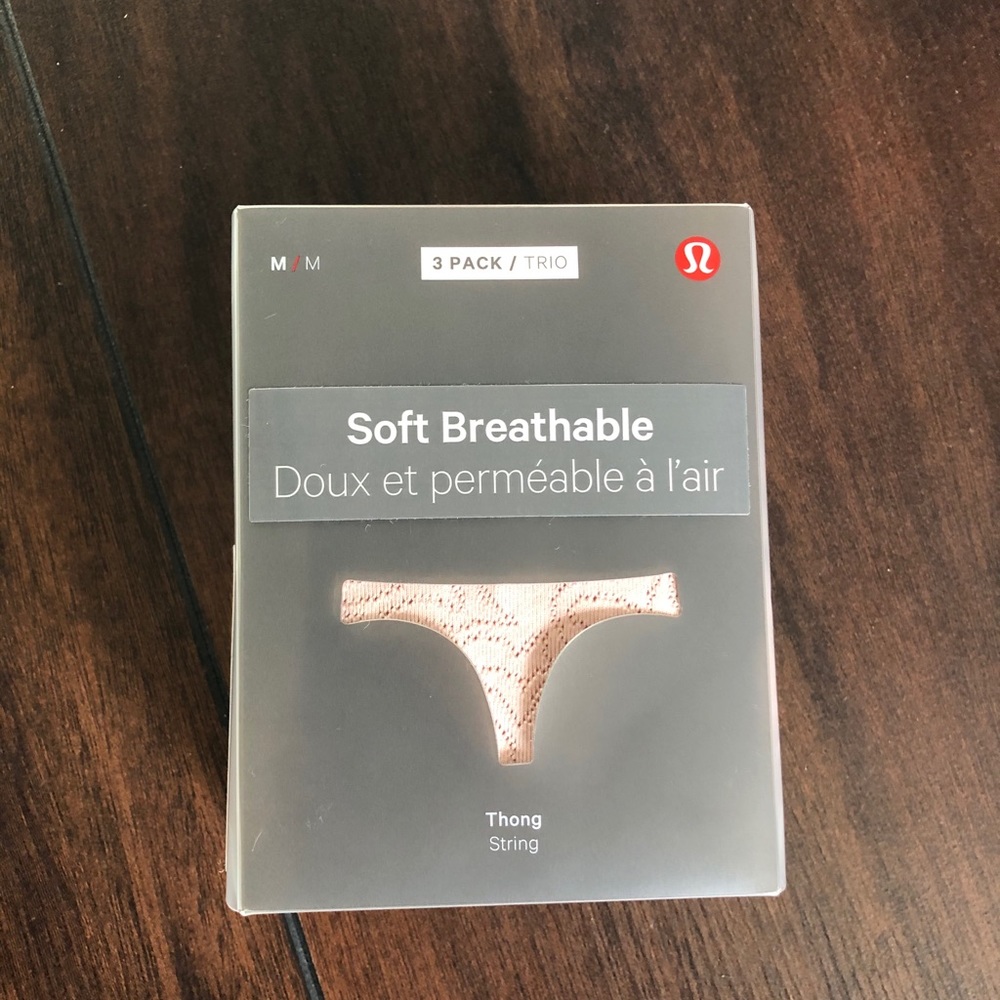 NWT Lululemon Soft Breathable Lace Thong size M